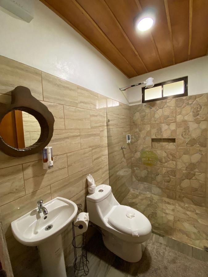 Gambas Lodge La Fortuna ภายนอก รูปภาพ