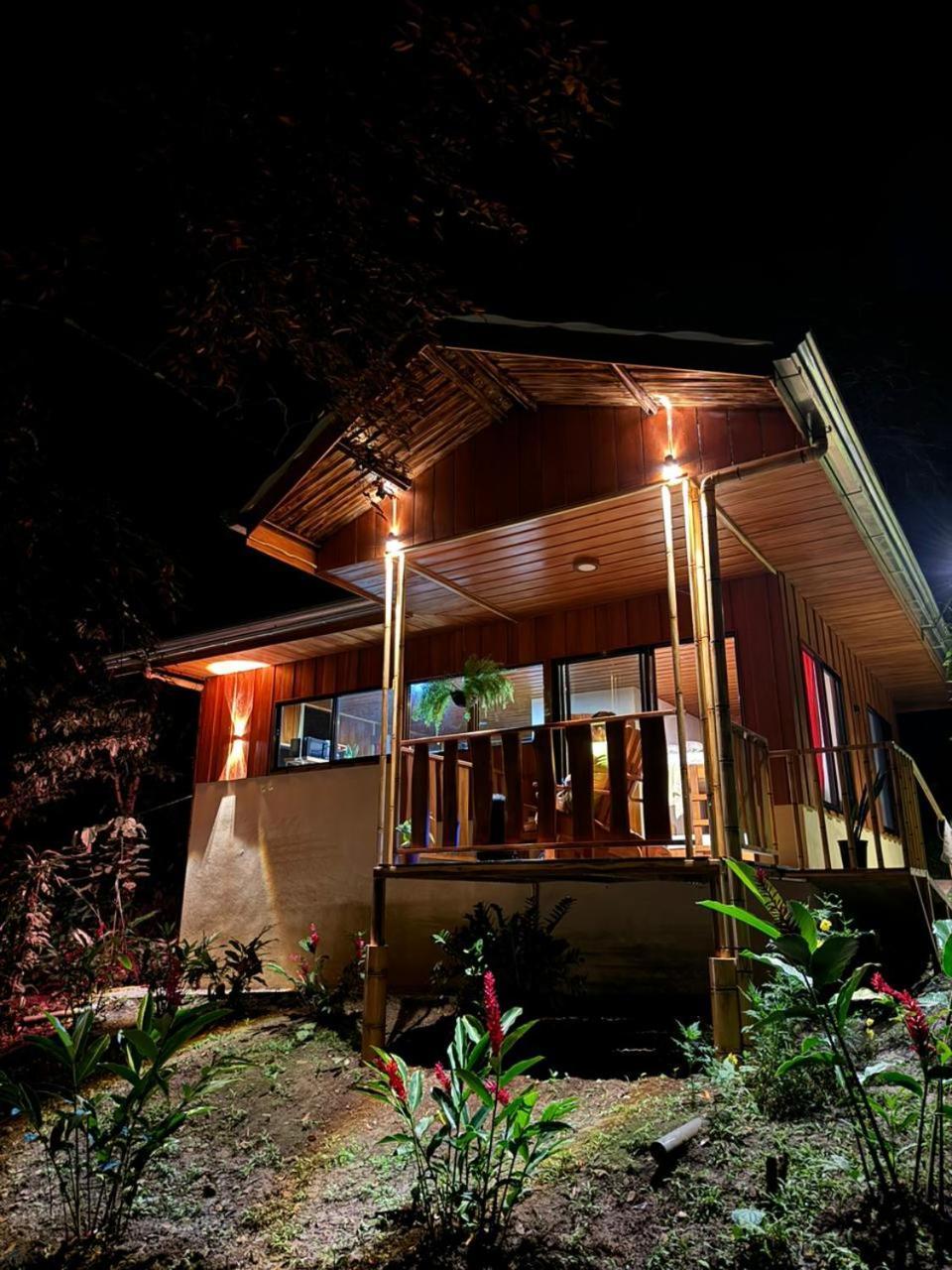 Gambas Lodge La Fortuna ภายนอก รูปภาพ